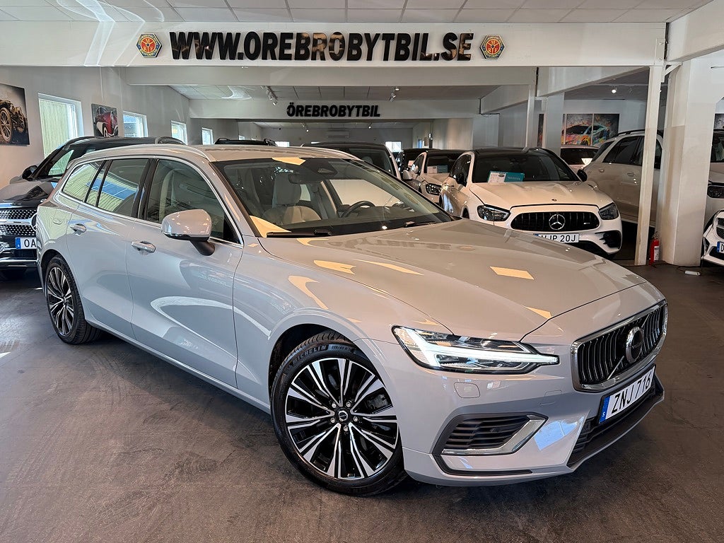 Volvo V60 Recharge T6 AWD Core Edition Drag Gps Skinn Blis 398hk