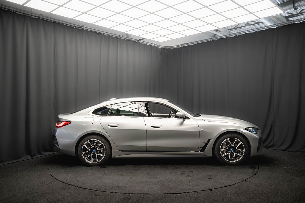BMW i4 eDrive40 M Sport FROZEN LASER DRAG 360° H/K ELSTOL MOMS