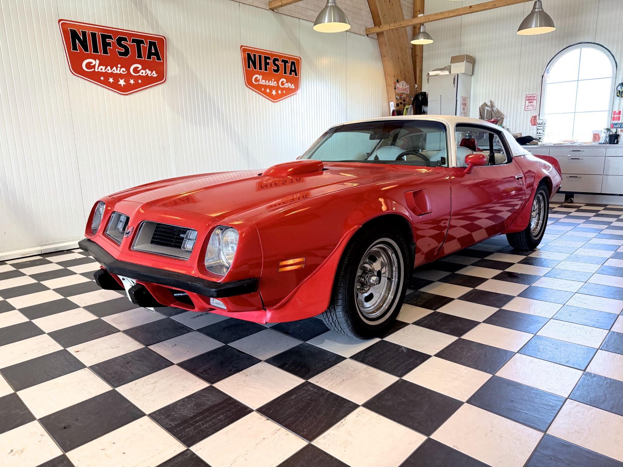 Pontiac Firebird Trans Am 6.6 V8 1975, bild 2/49