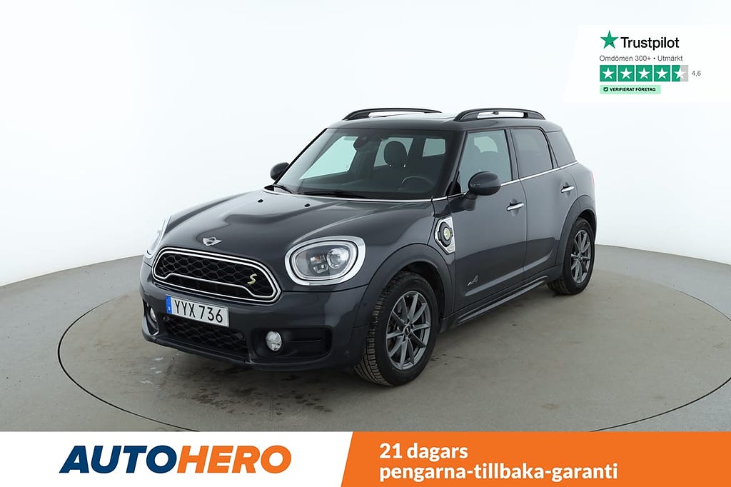 MINI Countryman Cooper SE ALL4 PHEV / Kamera, Pano, GPS, PDC