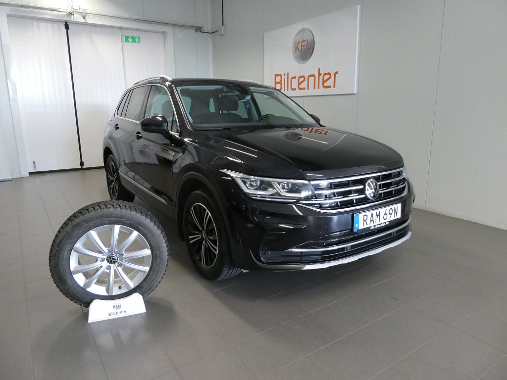 Volkswagen Tiguan eHybrid 1.4 Elegance Pano-Drag-Värmare-Kamera-Navi-SoV