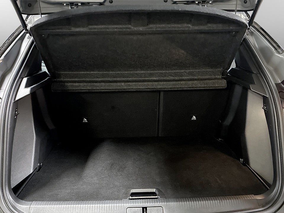 Bild på Peugeot 2008 GT 1.2 PT 130hk Aut B-KAMERA CARPLAY