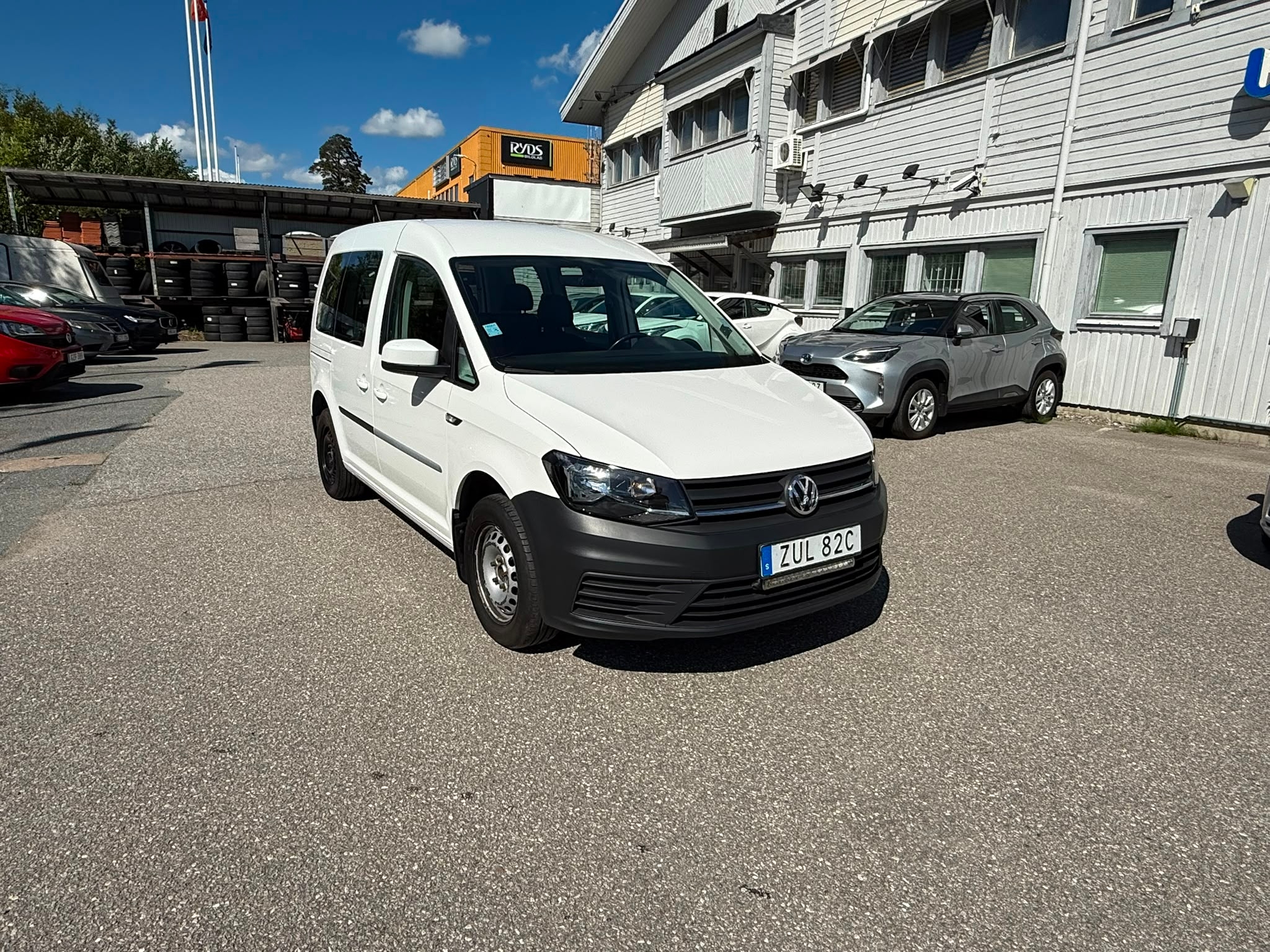 Volkswagen Caddy 2019, bild 3/39