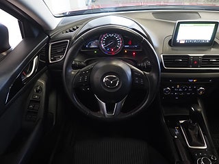Halvkombi Mazda 3 16 av 22