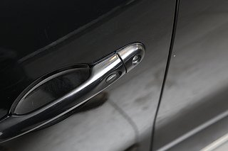 Halvkombi Renault Clio 8 av 23