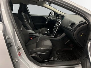 Volvo V40  D2 S&V-hjul/Psens/Farthållare/Dvärm/Nybytt kamrem