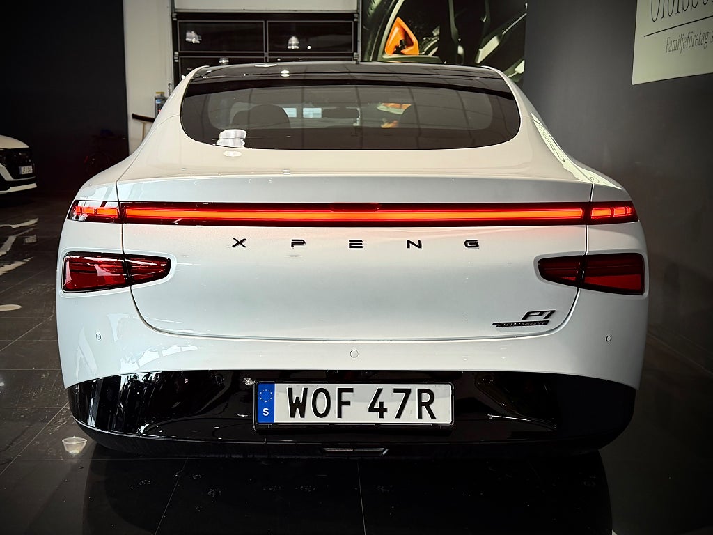 XPENG P7 Performance - bild 5