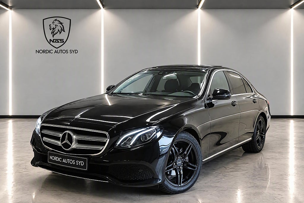 Mercedes-Benz E 220 d 220 d / Panorama / Avantgarde / Navi / Kamera