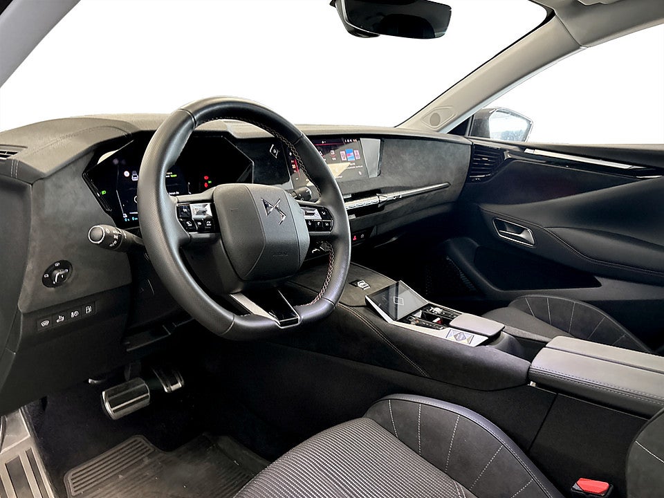 Bild på DS 4 E-Tense Performance Line+ PHEV 225hk Aut DRAG B-KAMERA 