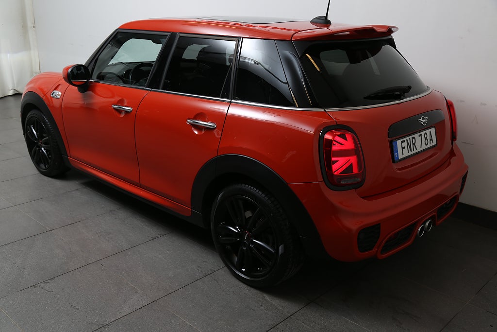 MINI Cooper S John Cooper Works 192hk Aut Pano Navi PDC 2021