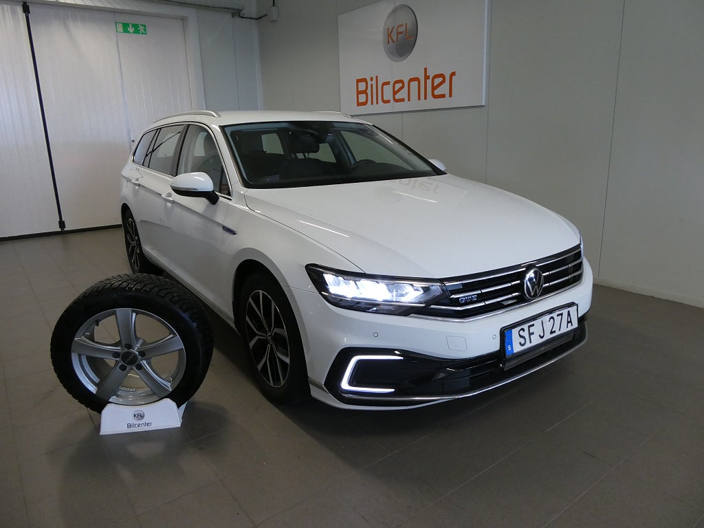 Volkswagen Passat GTE 1.4 TSI Drag-Värmare-Kamera-Navi-SoV 