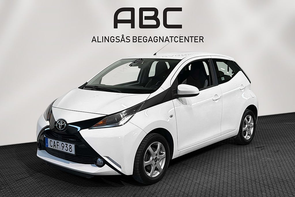 Toyota Aygo 5-dörrar 1.0 VVT-i X-PLAY Touch Euro 6 / Backkamera 