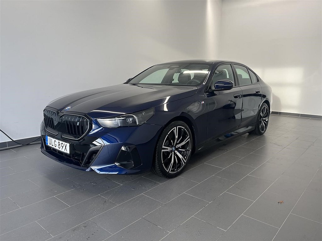 BMW i5 eDrive40 M Sport Pro Innovation DAP Keyless Panorama Komfortstol