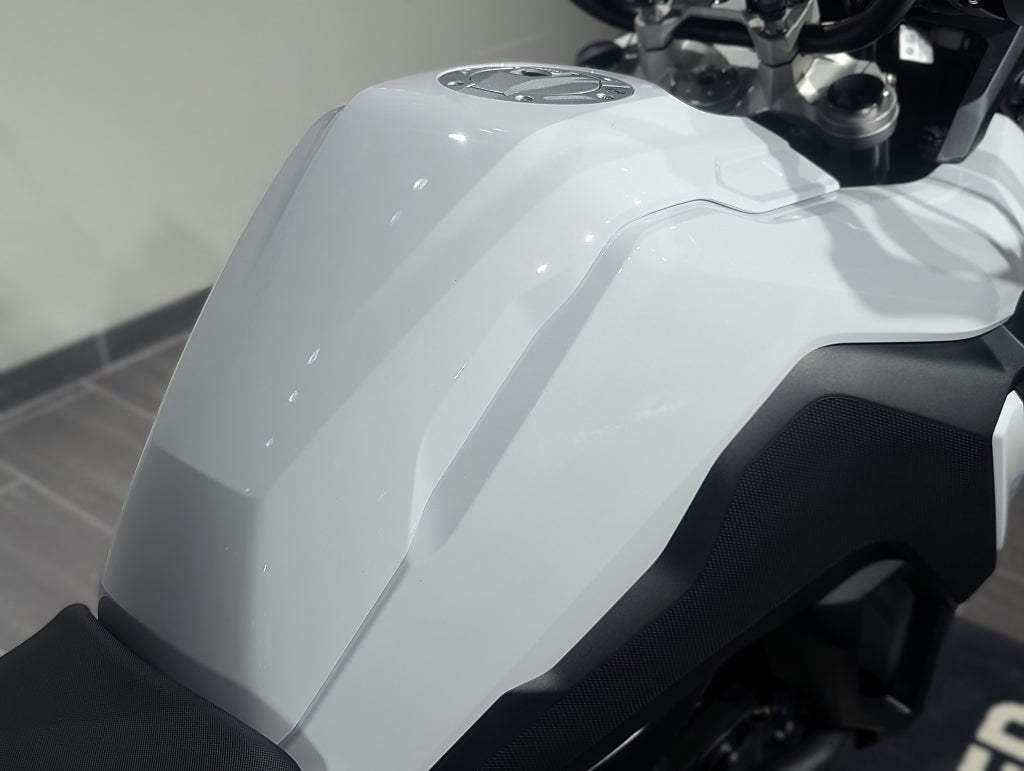 BMW F800GS/Räntekampanj 3,45%/Sidoväskor på köpet!