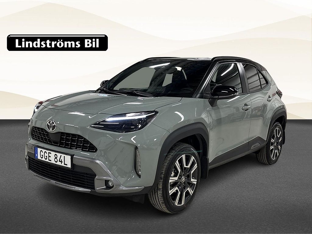 Toyota Yaris Cross 1,5 Style HUD JBL Bi-tone Moms