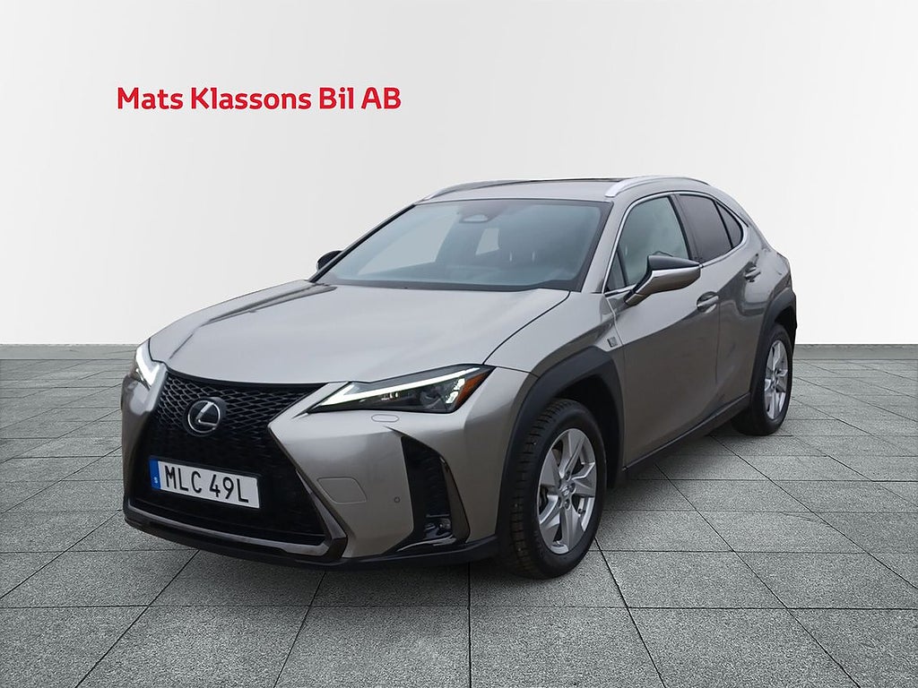 Lexus UX 300h F-Sport 199hk, Drag, Vhjul