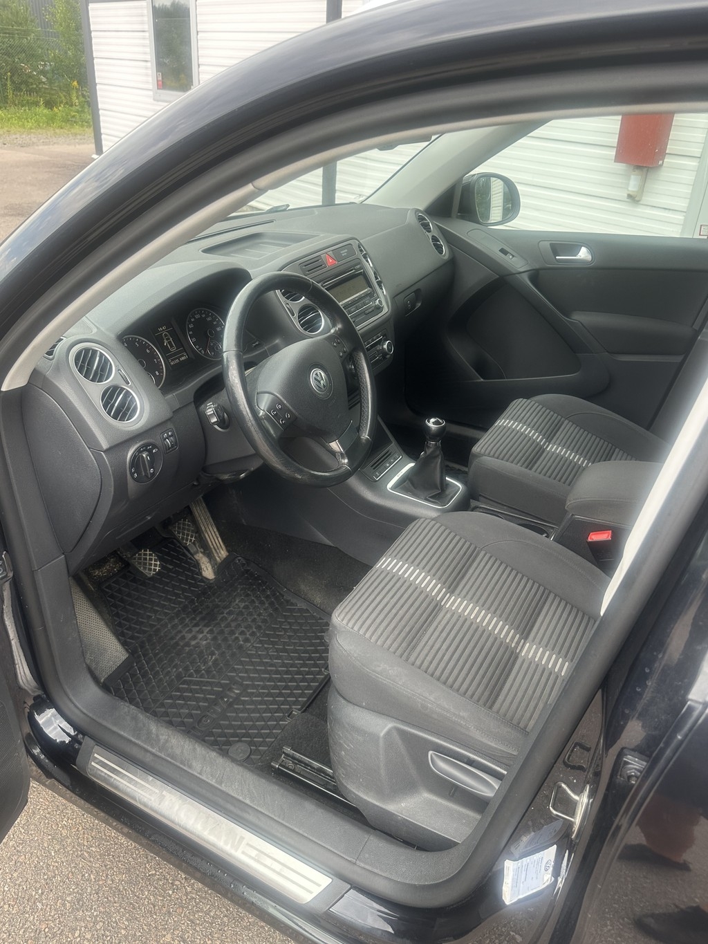Volkswagen Tiguan 2010, bild 5/36