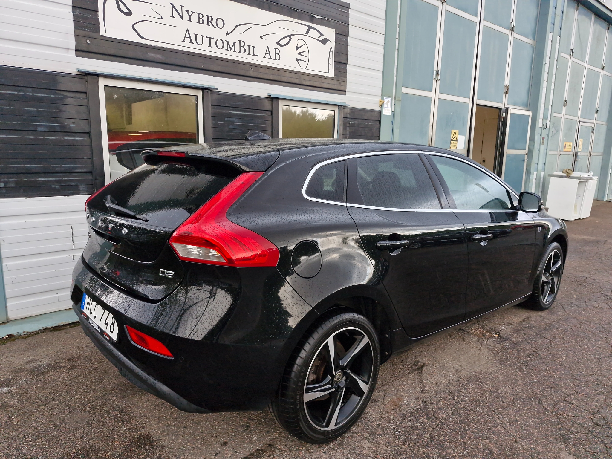 Volvo V40 2016, photo 3/41