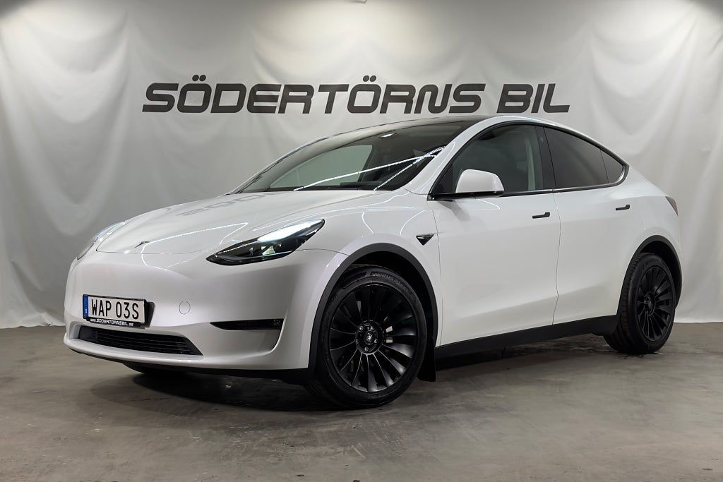 Tesla Model Y LONG RANGE AWD AUTOPILOT DRAG 1 ÄGARE MOMSBIL