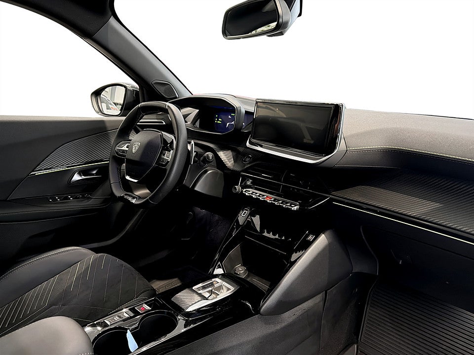 Bild på Peugeot 2008 GT 1.2 PT 130hk Aut B-KAMERA CARPLAY