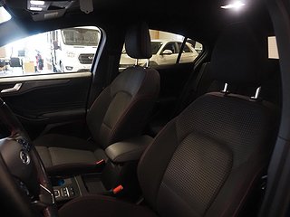 Halvkombi Ford Focus 13 av 25