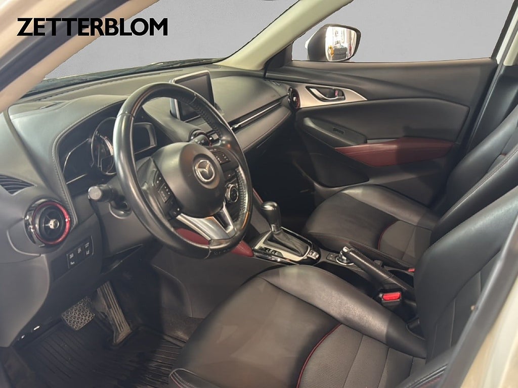 SUV Mazda CX-3 8 av 15