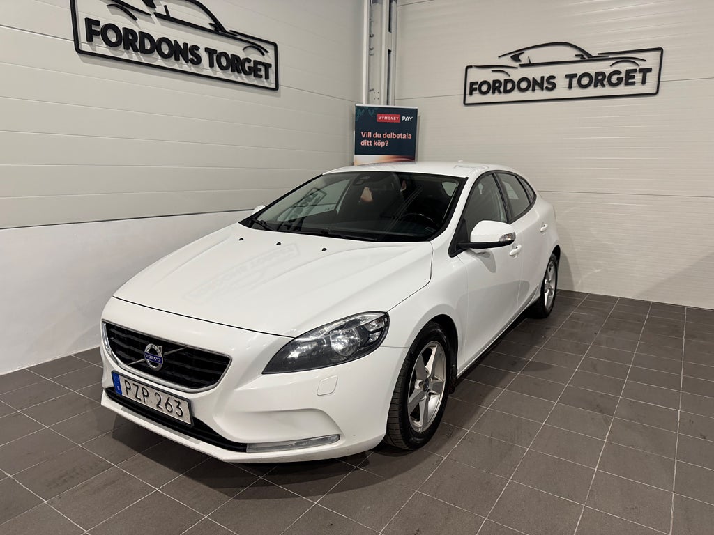 Volvo V40 D2 P-Sensorer|Dragkrok|Värmare