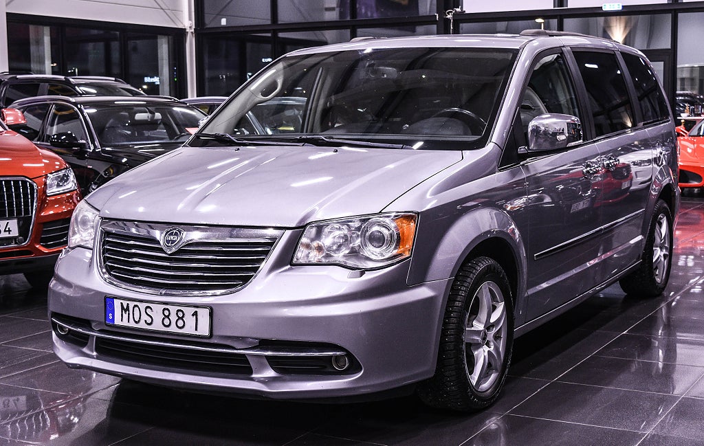 Lancia Voyager 2.8 LX Euro 5|7sits|Gold Edition