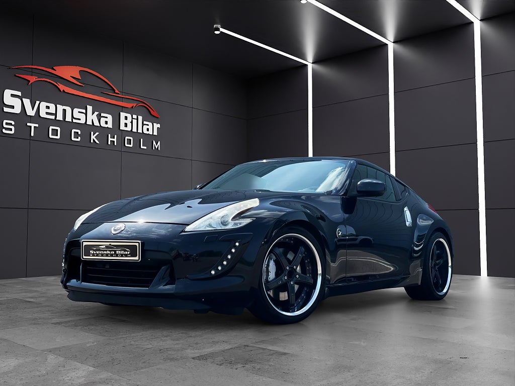Nissan Z 370 Coupé 3.7 V6 /BOSE/NAVI/KAMERA/KEYLESS/SPORTAVGAS