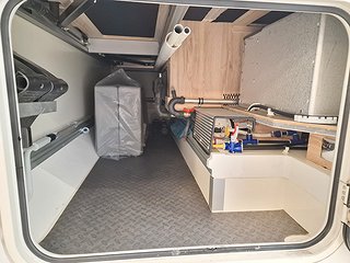 Husbil-integrerad Eura Mobil IL 650 HS 7 av 25