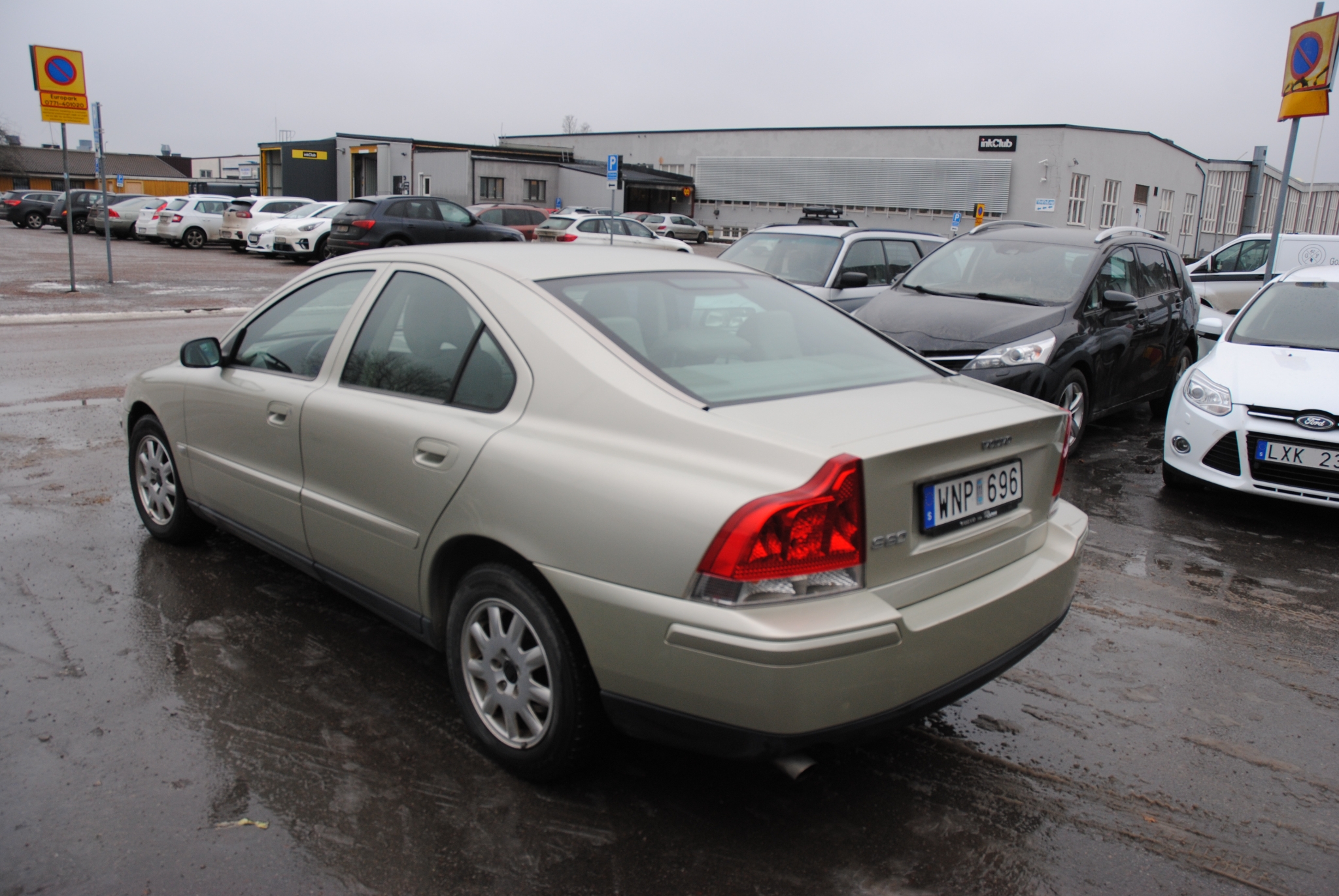 Volvo S60 2.4 Business 140hk 2005, bild 4/36