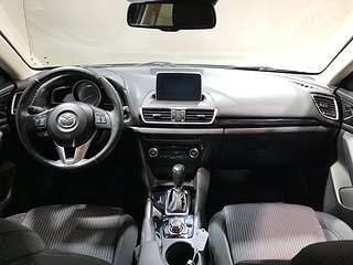 Halvkombi Mazda 3 10 av 20