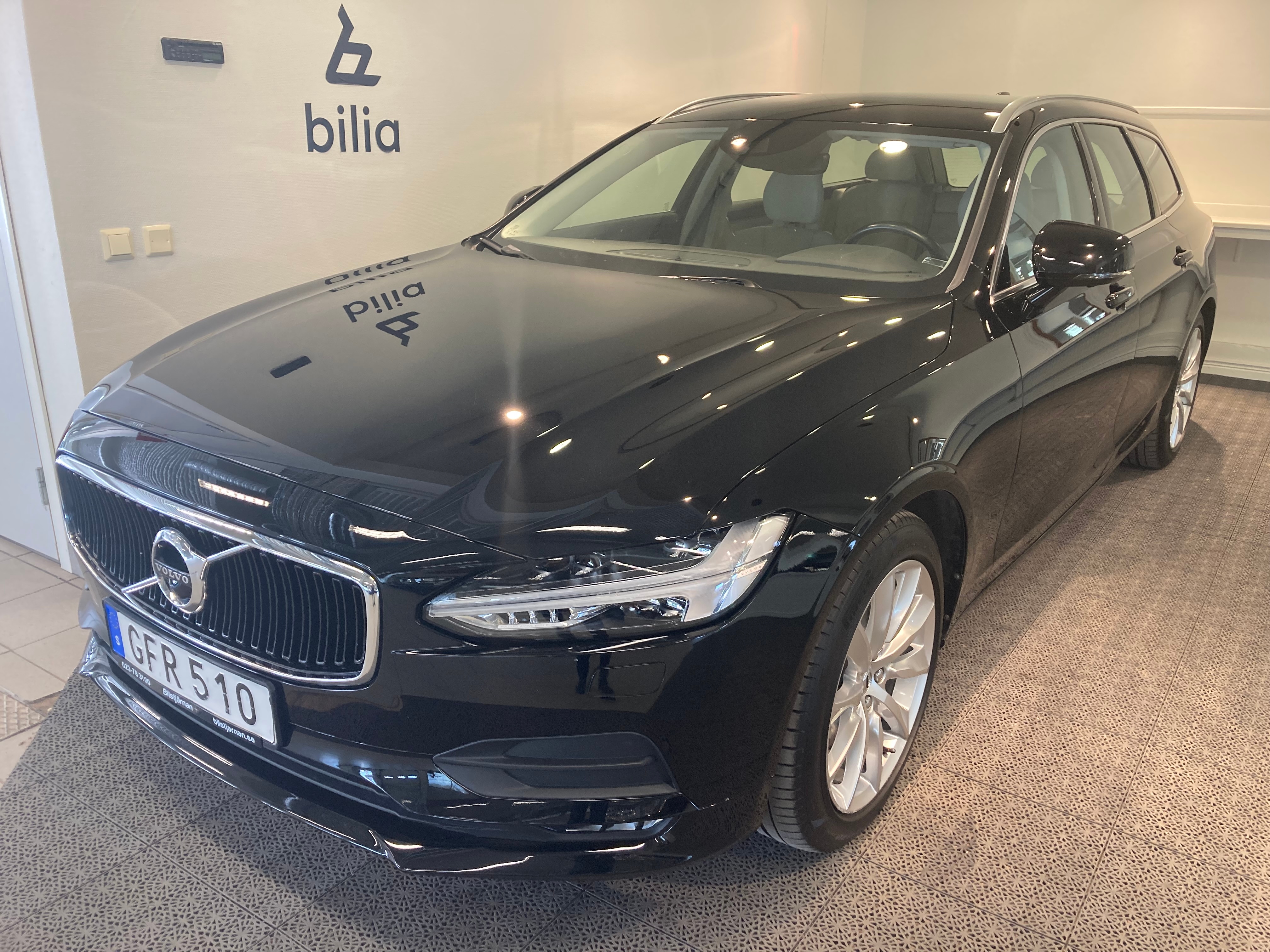 Volvo XC60 D4 AWD Classic Momentum DRAG, bild 7/17