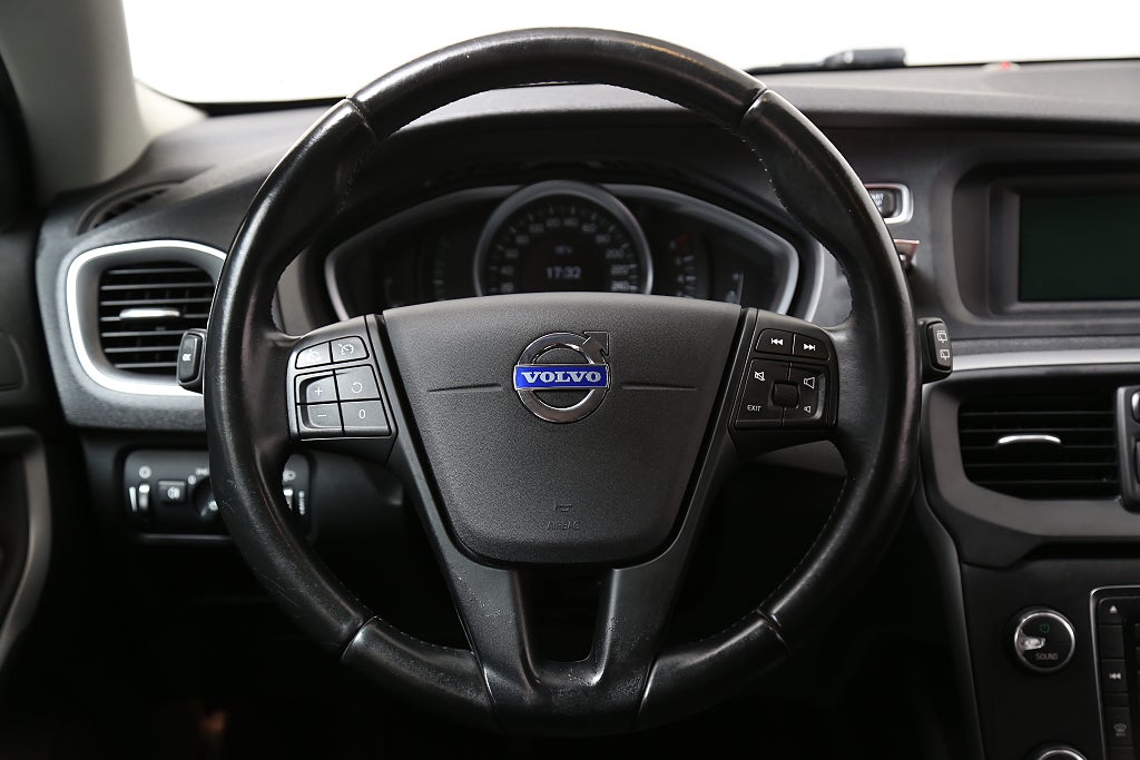 Volvo V40 T2 Your Kinetic Bränslevärmare Ny kamrem 2014