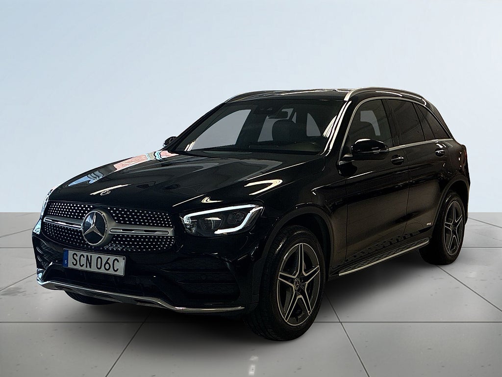 Mercedes-Benz GLC 300 e 4M AMG Line Drag Kamera Elstolar Navi Värmare S&V