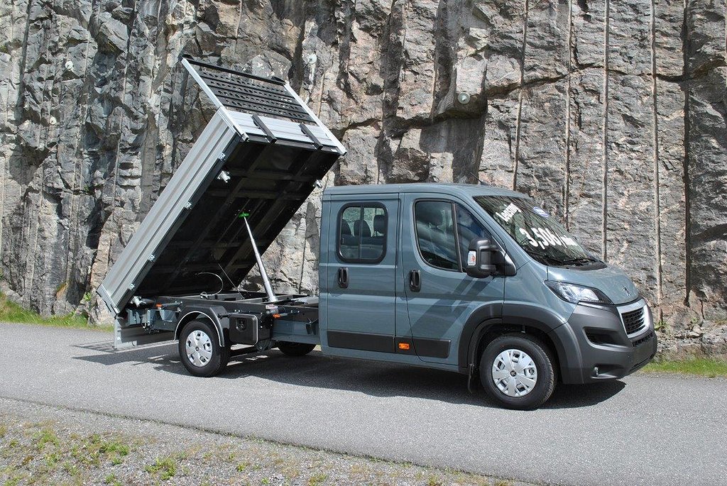 Peugeot Boxer 7-sits D-Hytt med 3-Vägs Tipp 