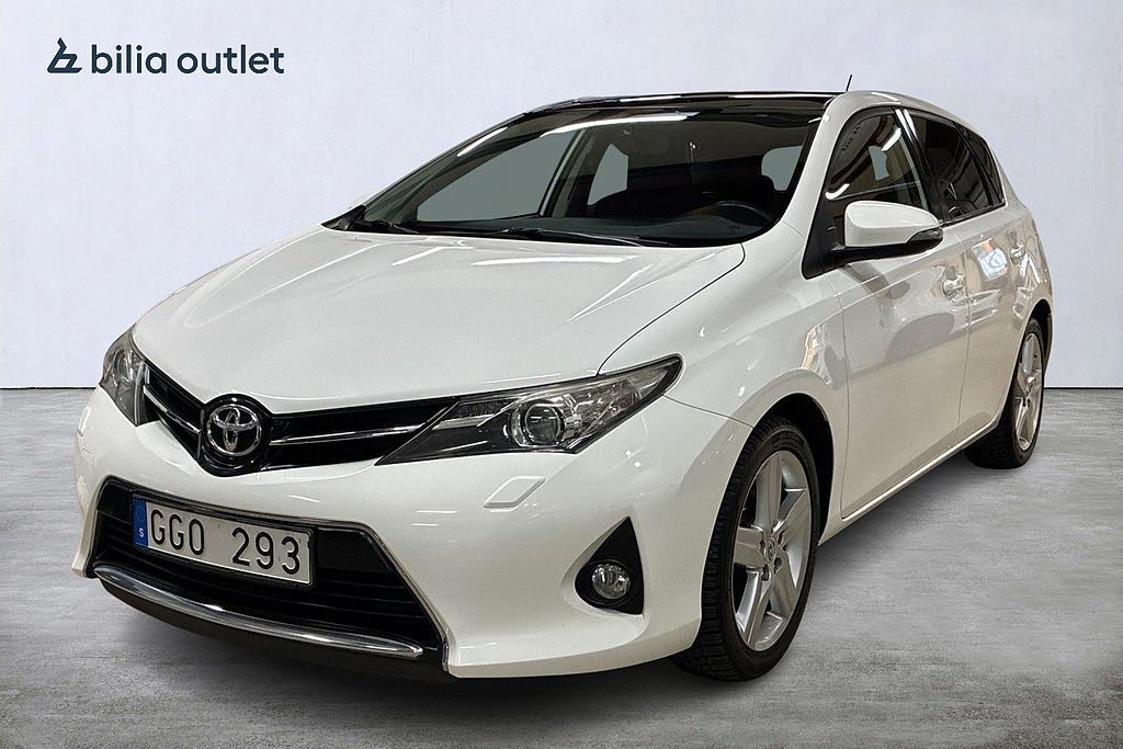 Toyota Auris 1.6 Multidrive S Style 132hk Panorama Drag Backkamera