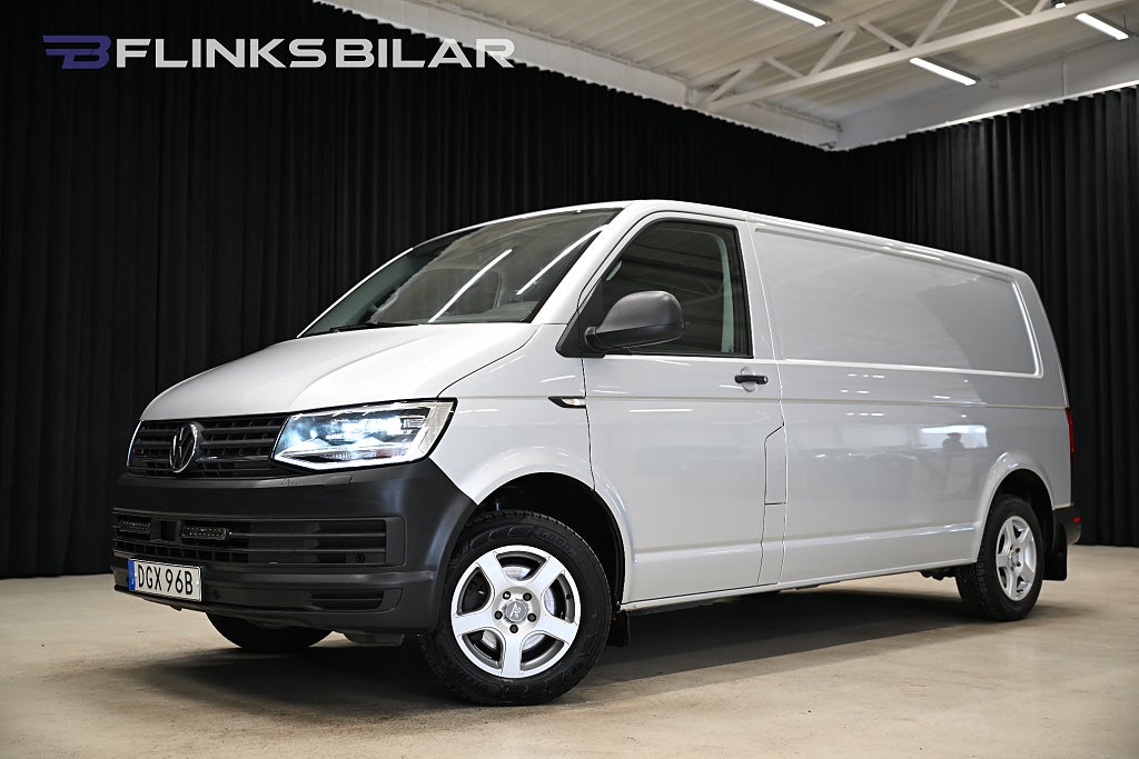 Volkswagen Transporter 4Motion 150HK L2|Drag|Värmare|LED|Elbaklucka