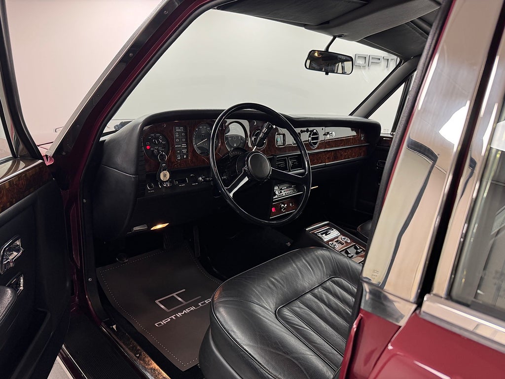 Rolls-Royce Silver Spur 1988 - miniatyr 23