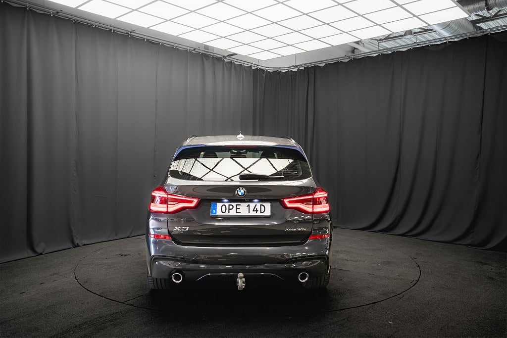 BMW X3 xDrive30e M Sport DRAG H/K KAMERA COCKPIT 1-ÄGARE 292hk