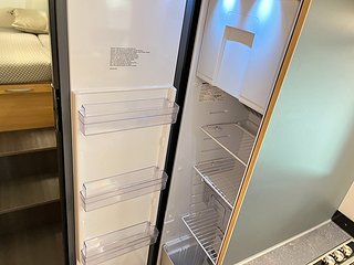 Husbil-alkov Adria CORAL XL 660 SL 19 av 21