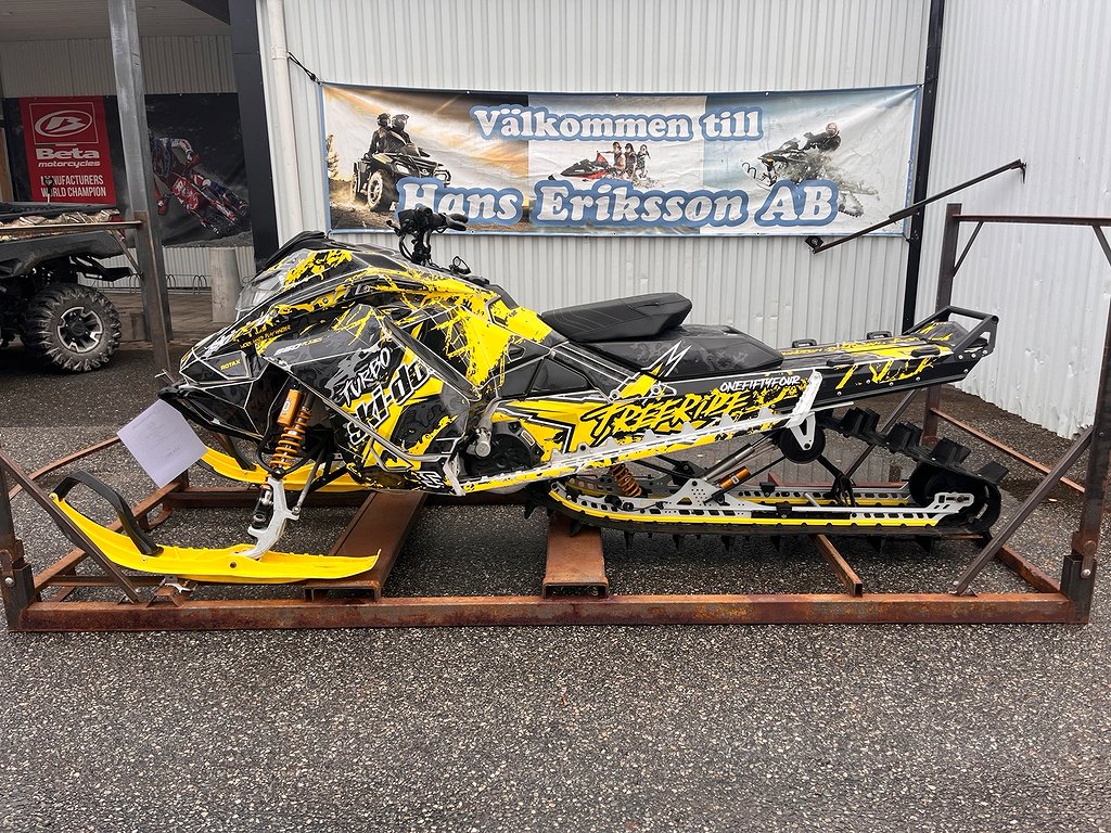 Ski-Doo Freeride Turbo 154" ÖHLINS 