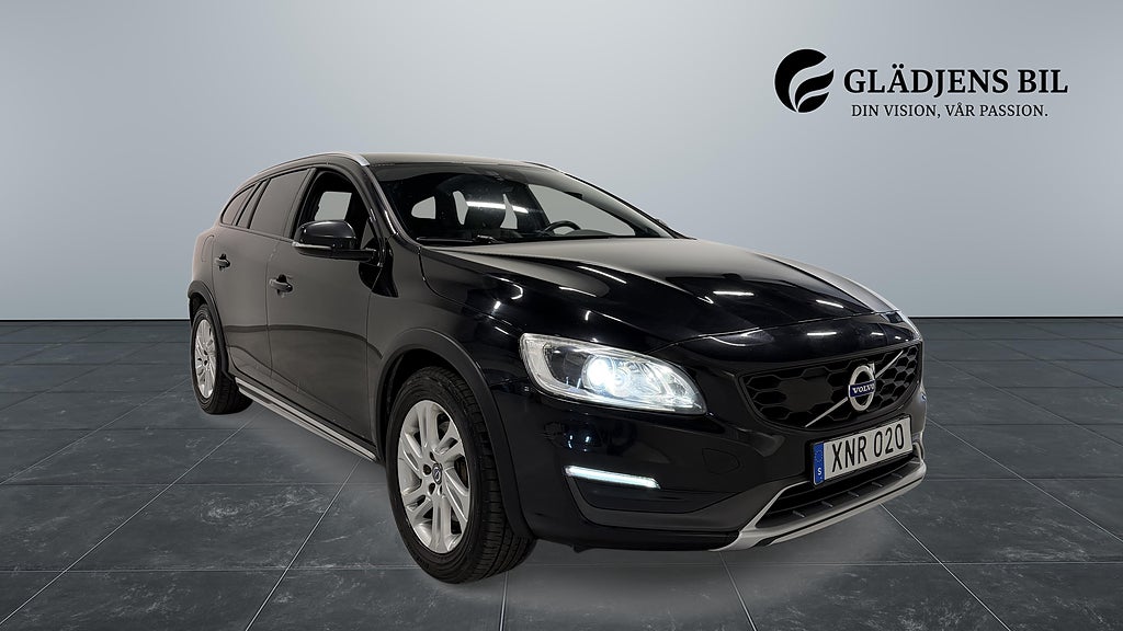 Volvo V60 Cross Country D4 AWD Geartronic Summum Business Edition Skinn Navi