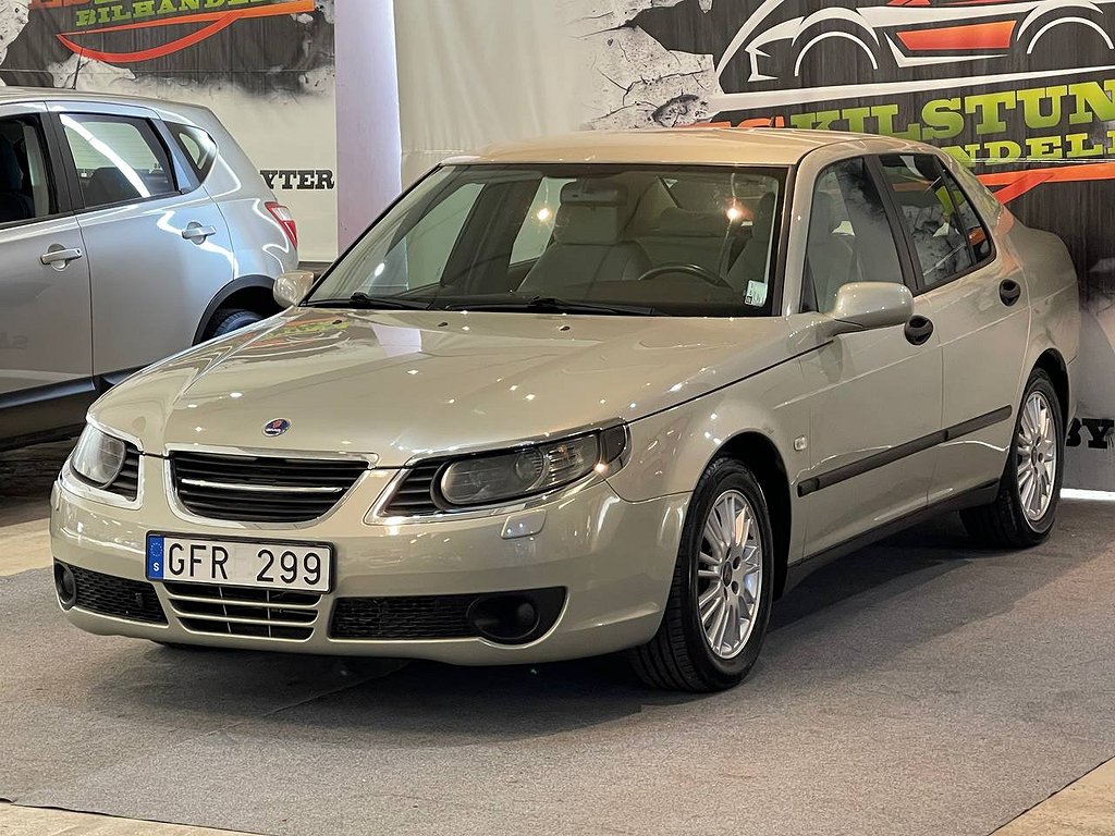 Saab 9-5 SPORTSEDAN 2.0 T LINER AUTOMAT ( OBS 6000 MIL ) DRAG EN ÄGARE 