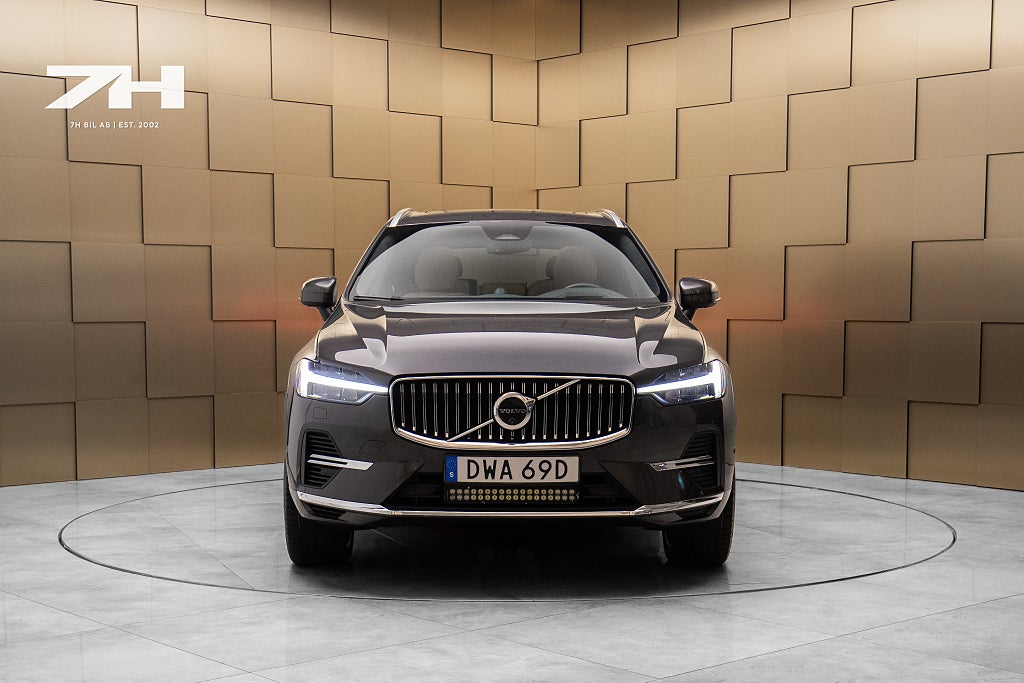Volvo XC60 T6 Plug-In AWD Plus Bright Edition / Luftfjädring / B&W
