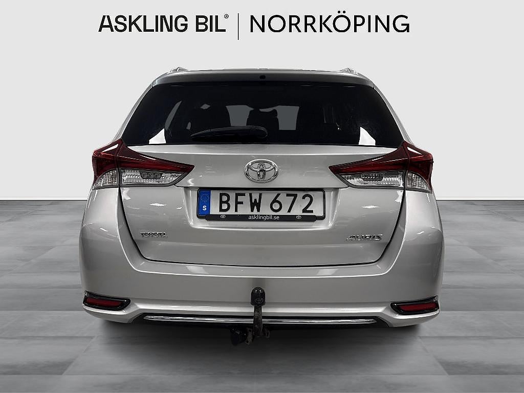 Toyota Auris 2016 - miniatyr 4