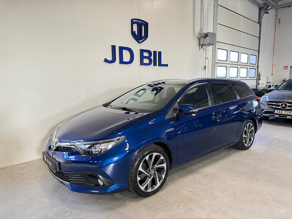 Toyota Auris Touring  Hybrid e-CVT Active Plus Bkamera 136hk