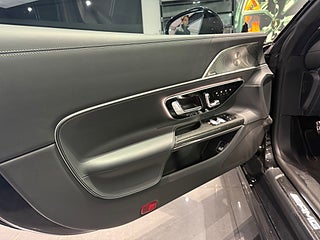 Cab Mercedes-Benz SL 13 av 19