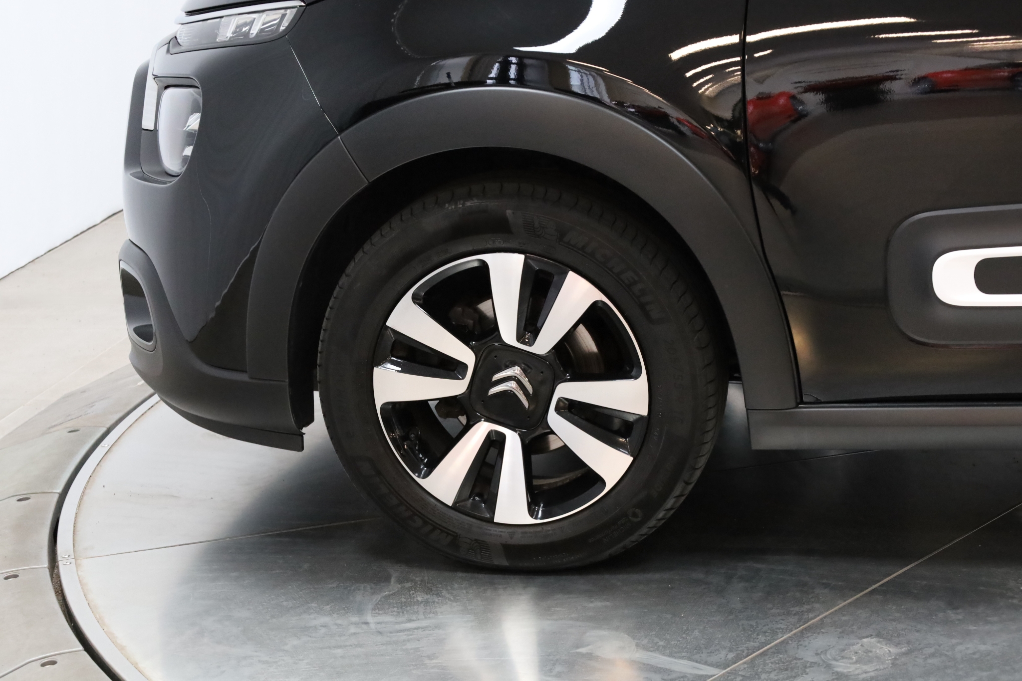 Citroen C3 Shine 1.2 PureTech 83Hk Apple 2023, bild 7/10