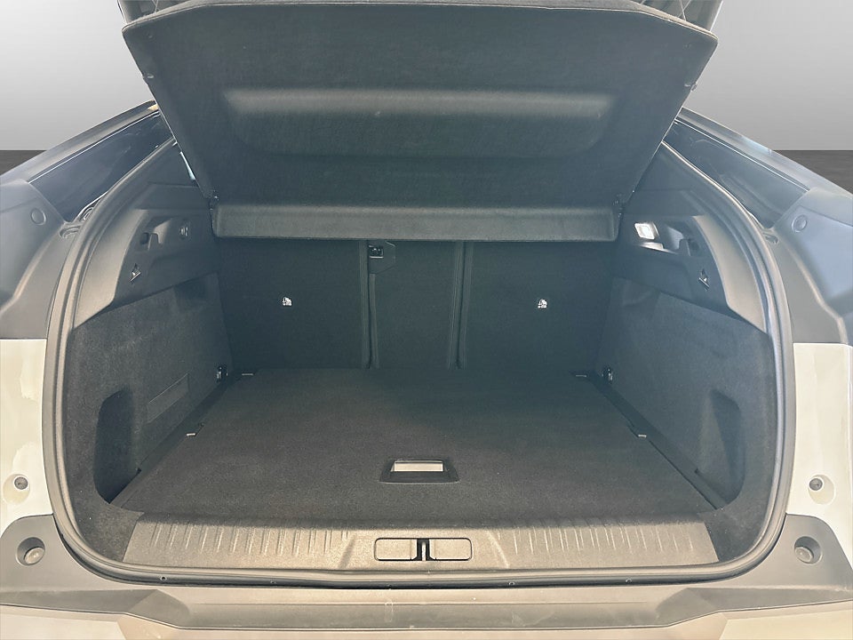 Bild på Peugeot 3008 GT Hybrid 145hk Aut B-KAMERA CARPLAY